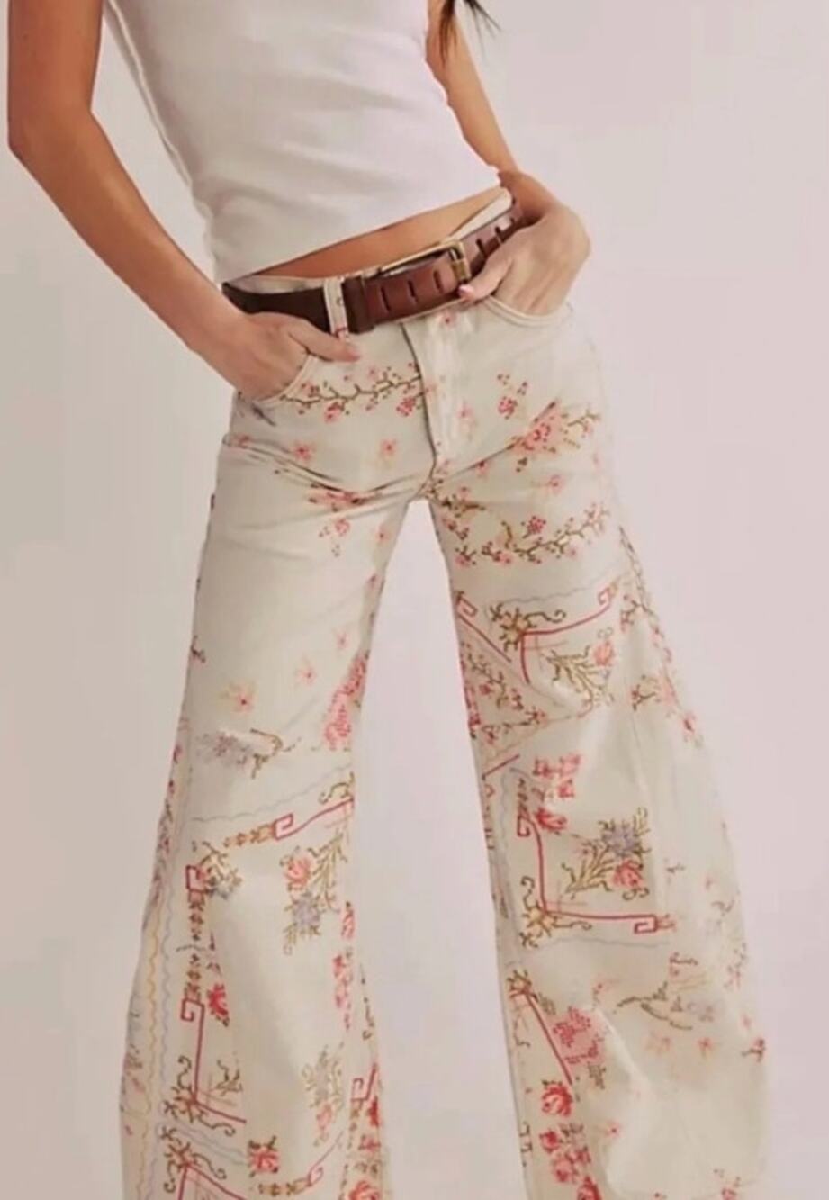 004 NWT NWT We The Free Eden Printed High Slouchy Jeans | Ivory Combo | Size 30 - Picture 1 of 1